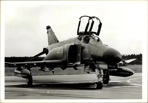 Foto Amerikanisches Militärflugzeug US Navy, McDonnell F-4 Jagdbomber