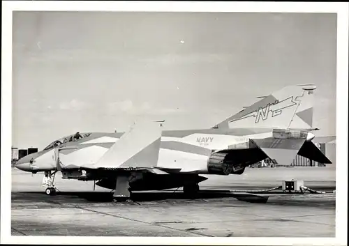 Foto Militärflugzeug Navy NL, McDonnell F-4 Phantom II Jagdbomber