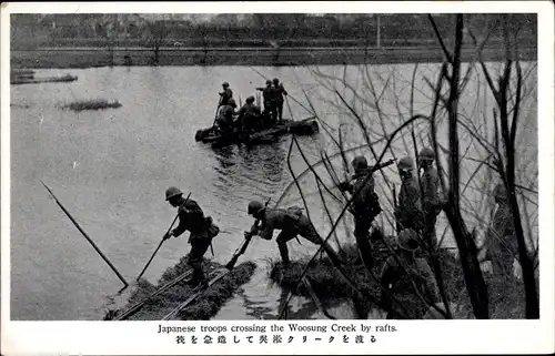 Ak Shanghai China, Zweiter Japanisch-Chinesischer Krieg, Japanese troops, Woosung Creek