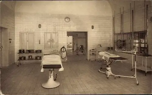 Ak Nymphenburg München Bayern, Krankenanstalt des III. Ordens, Operationssaal