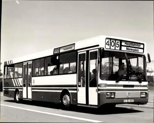 Foto Standard Linienbus Mercedes Benz O 405, Stuttgart, Linie 405 Hauptbahnhof, Marienplatz