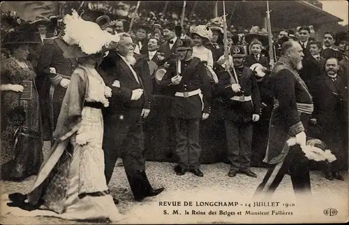 Ak Revue de Longchamp 1910, La Reine des Belges et Monsieur Fallières