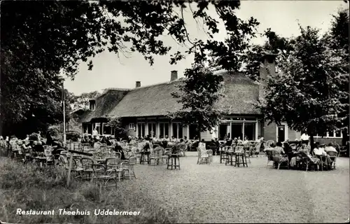 Ak Uddel Gelderland Niederlande, Restaurant Theehuis Uddelermeer, Tische im Garten