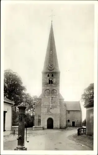 Ak Wilp Gelderland Niederlande, Kerk, Brunnen