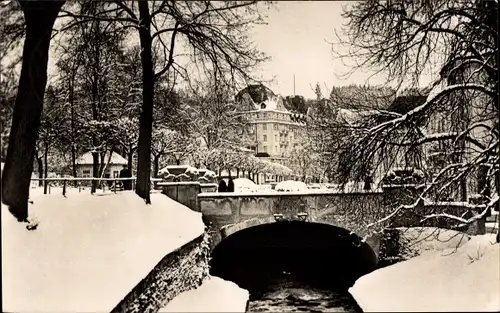 Ak Bad Elster im Vogtland, Blick zum Sanatorium Karl-Marx-Hof im Schnee