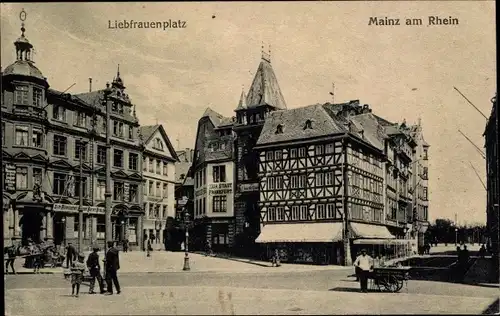 Ak Mainz in Rheinland Pfalz, Partie auf dem Liebfrauenplatz