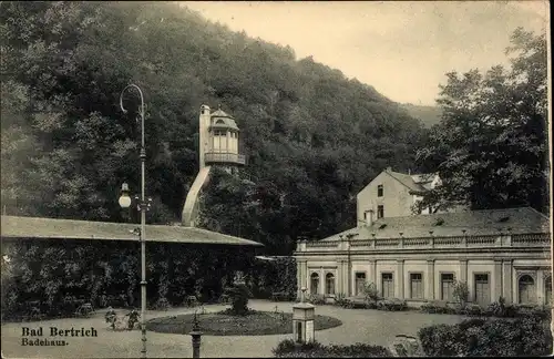 Ak Bad Bertrich an der Mosel Eifel, Badehaus