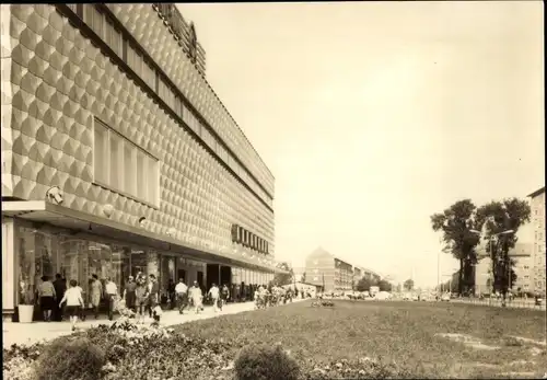 Ak Hoyerswerda Lausitz, Centrum Warenhaus, Außenansicht, Magistrale