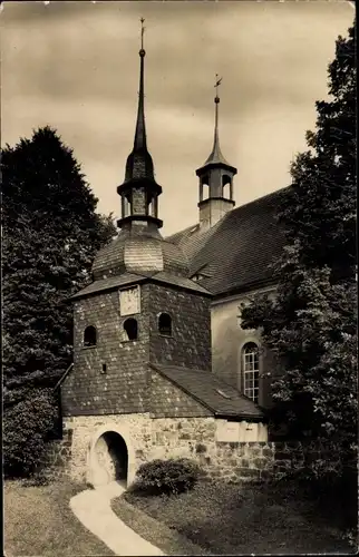 Ak Lawalde in der Oberlausitz, Partie an der Kirche