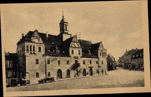 Ak Lommatzsch in Sachsen, Straßenpartie mit Rathaus