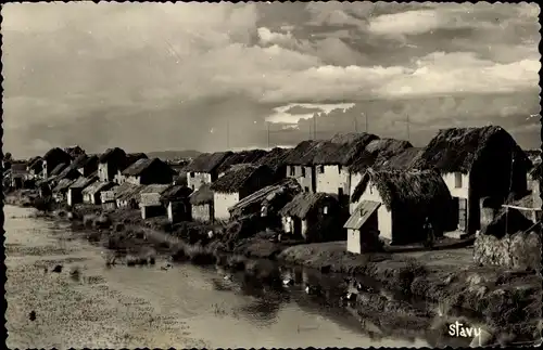 Ak Tamatave Madagaskar, Teilansicht vom Dorf, Stavy
