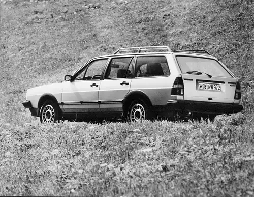 Foto Auto, VW Volkswagen Passat Variant syncro, Allradantrieb