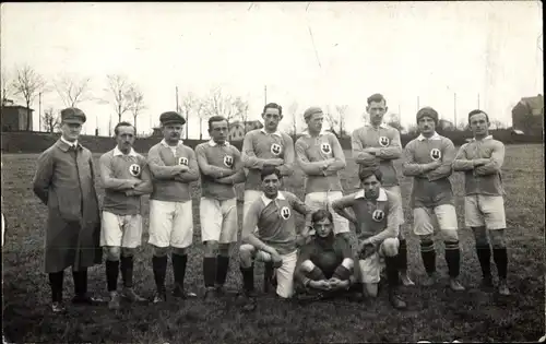 Foto Ak Rothenburg ob der Tauber Mittelfranken, 1. Fußball Club 1919, Fußballmannschaft, 1920