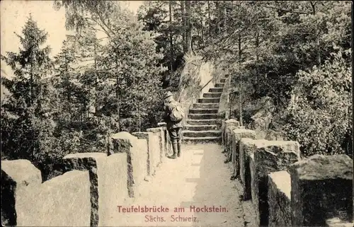 Ak Hohnstein Sächsische Schweiz, Hockstein im Polenztal, Teufelsbrücke