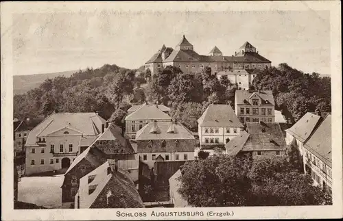 Ak Augustusburg im Erzgebirge, Blick über die Dächer zum Schloss