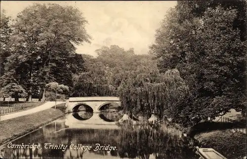 Ak Cambridge Ostengland, Trinity College Bridge