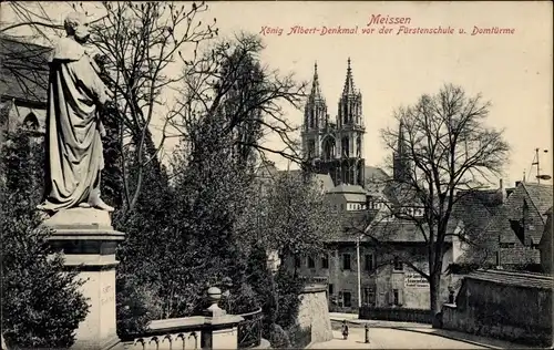 Ak Meißen an der Elbe, König-Albert-Denkmal vor der Fürstenschule und Domtürme