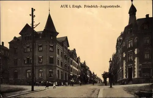 Ak Aue im Erzgebirge Sachsen, Partie auf der Friedrich Auguststraße