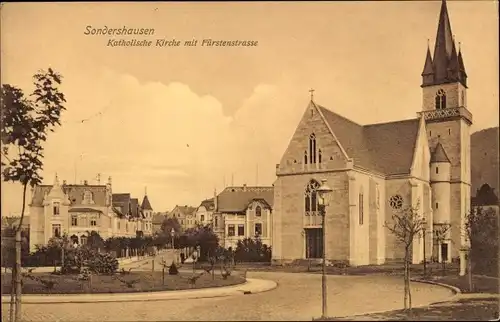 Ak Sondershausen im Kyffhäuserkreis Thüringen, Kath. Kirche mit Fürstenstraße