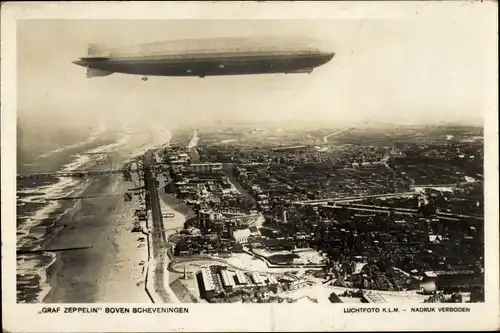Ak Scheveningen Den Haag Südholland, Luftschiff LZ 127 Graf Zeppelin, Fliegeraufnahme
