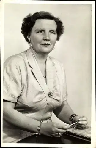 Ak Königin Juliana der Niederlande, Portrait