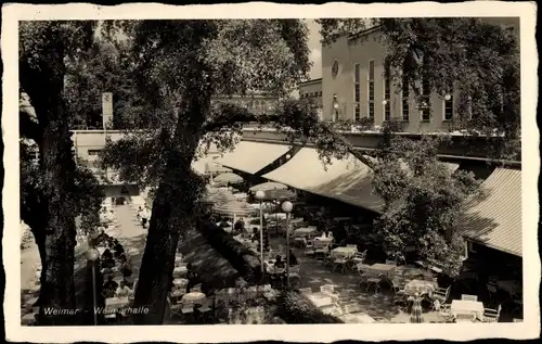 Ak Weimar in Thüringen, Weimarhalle, Terrasse