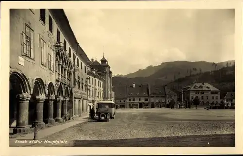 Ak Bruck an der Mur Steiermark, Hauptplatz, Bus