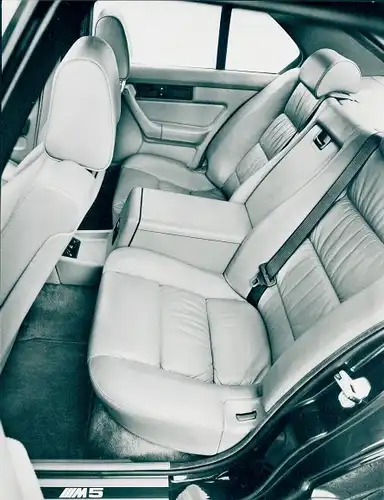 Foto Reklame, PKW, Auto, BMW M5, Rücksitz
