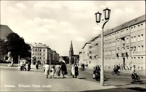 Ak Dessau in Sachsen Anhalt, Wilhelm-Pieck-Straße