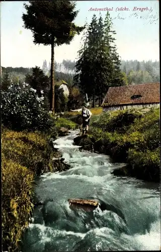 Ak Antonsthal Breitenbrunn Erzgebirge, Junge in Tracht am Flusslauf