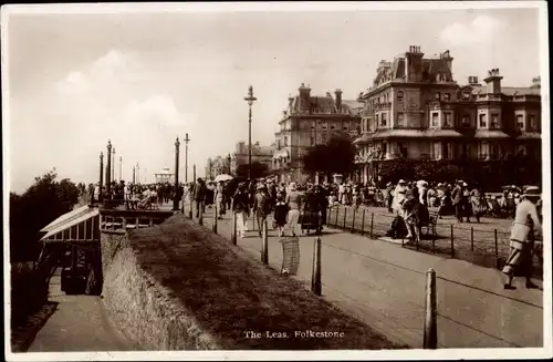 Ak Folkestone Kent England, The Leas