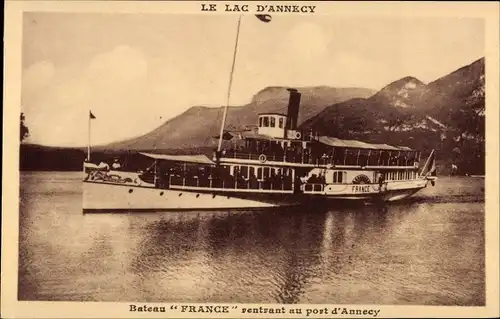 Ak Lac d&#39;Annecy, Bateau France kehrt in den Hafen zurück