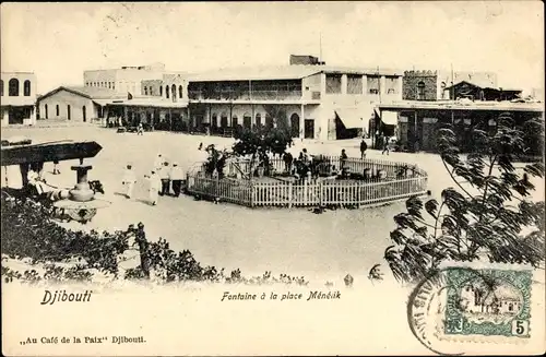 Ak Dschibuti Dschibuti, Brunnen am Meneak-Platz