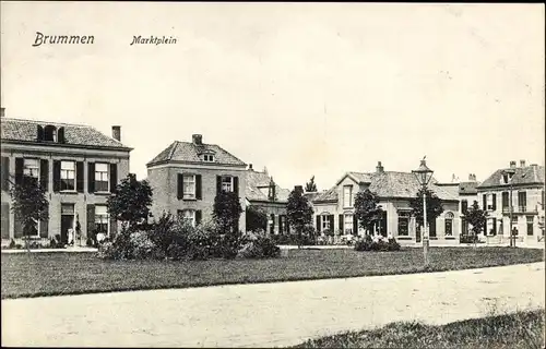 Ak Brummen Gelderland, Marktplein