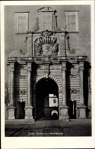 Ak Zeitz an der Weißen Elster im Burgenlandkreis, Das Portal der Moritzburg