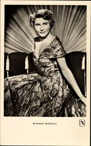 Ak Schauspielerin Winnie Markus, Portrait