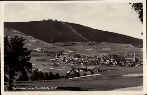 Ak Oberwiesenthal im Erzgebirge, Fichtelberg, Panorama