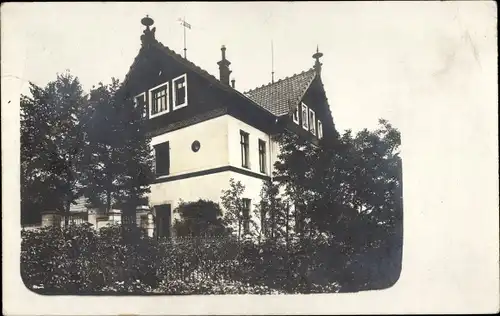 Foto Ak Krippen Bad Schandau in Sachsen, Blick auf ein Wohnhaus