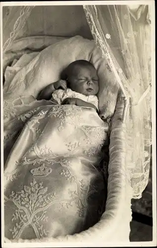 Ak Prinzessin Irene der Niederlande, August 1939, Kinderbett