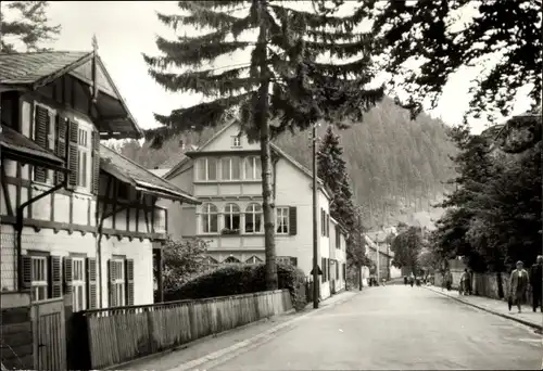 Ak Friedrichroda im Thüringer Wald, Wilhelm Pieck Straße, Wohnhäuser