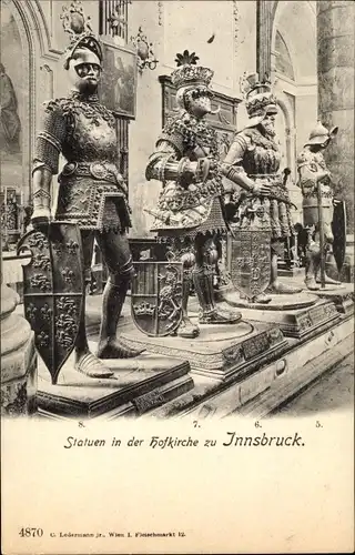 Ak Innsbruck in Tirol, Statuen in der Hofkirche