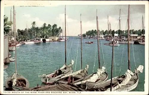 Ak Miami Beach Florida USA, mouth of the Miami River and Biscayne Bay