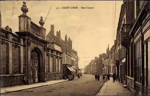Ak Saint Omer Pas de Calais, Rue Carnot