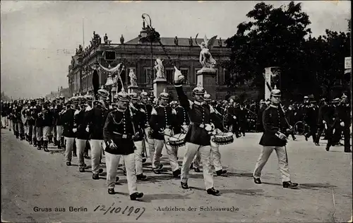 Ak Berlin Mitte, Aufziehen der Schlosswache