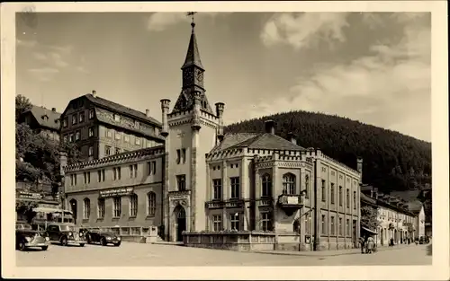 Ak Leutenberg in Thüringen, HO Gaststätte Ratskeller, Autos