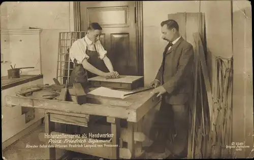 Ak Hohenzollernprinz als Handwerker, Prinz Friedrich Sigismund, Tisch, Möbel, Werkstatt