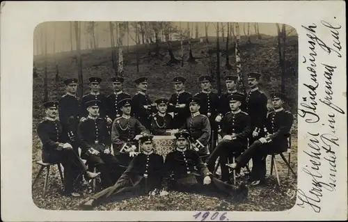 Foto Ak Männer in Uniformen, Gruppenbild, 1906