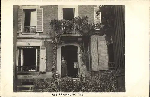 Foto Ak Paris XVI Passy, Rue Franklin '44, Wohnhaus, Anwohner