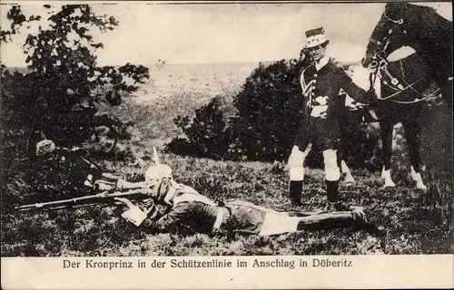 Ak Dallgow Döberitz im Havelland, Kronprinz Wilhelm von Preußen in der Schützenlinie im Anschlag