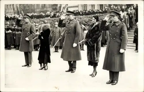Foto Ak Königin Astrid, König Leopold III. von Belgien, König Albert I., Königin Elisabeth
